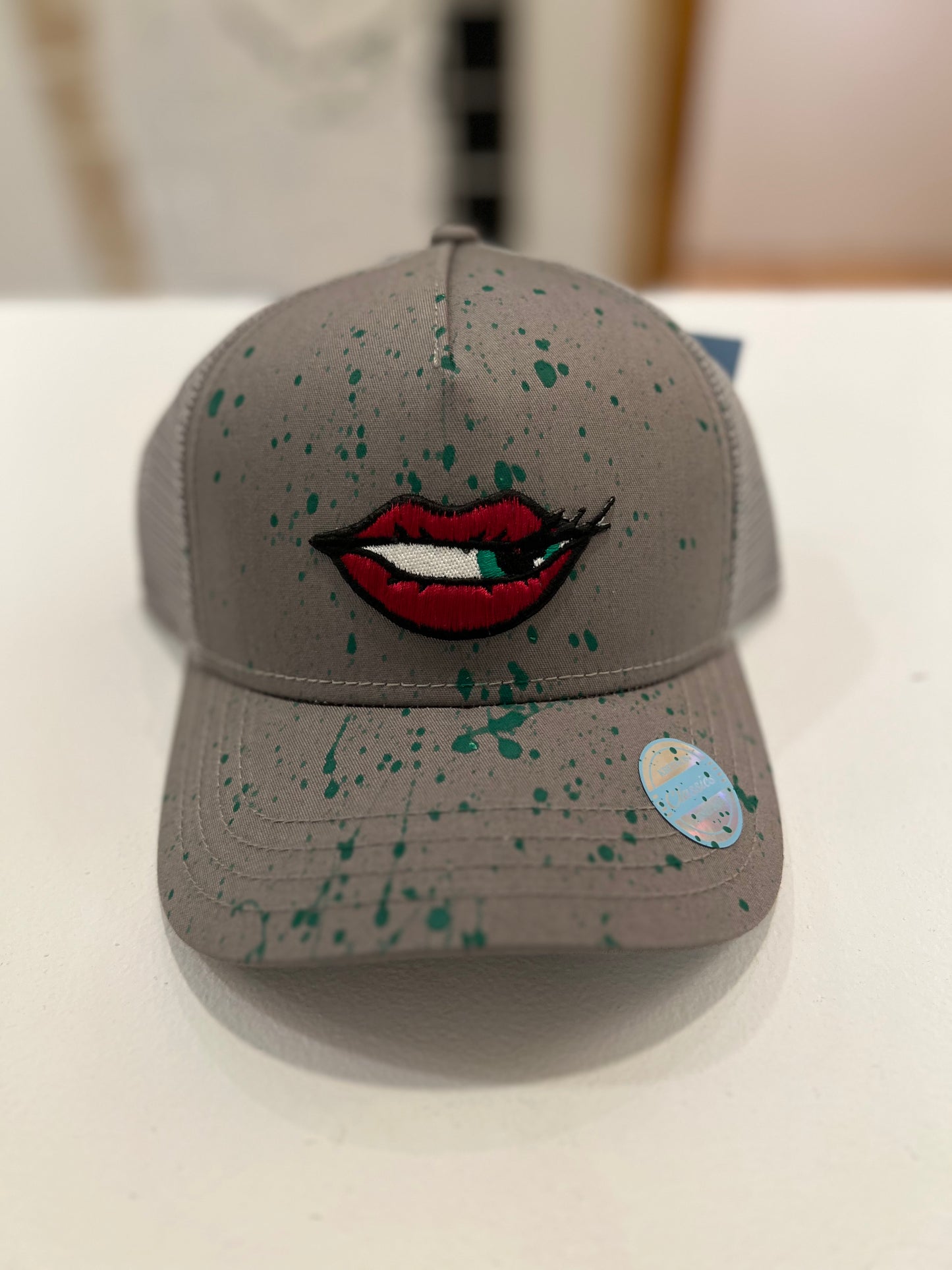 Trucker hat (multiple colors)
